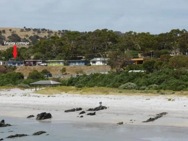EDGLEY'S COTTAGE - Image 1