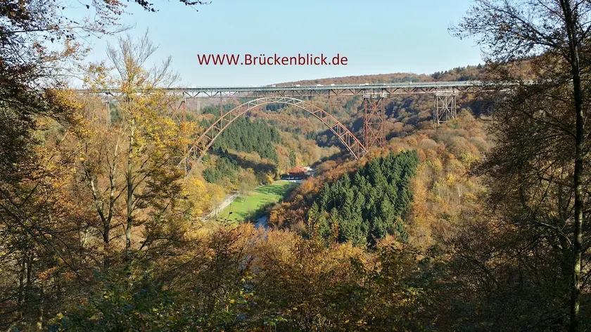 Apartment with a view for 1-10 guests, 3 rooms, kitchen, bathroom - Image 1
