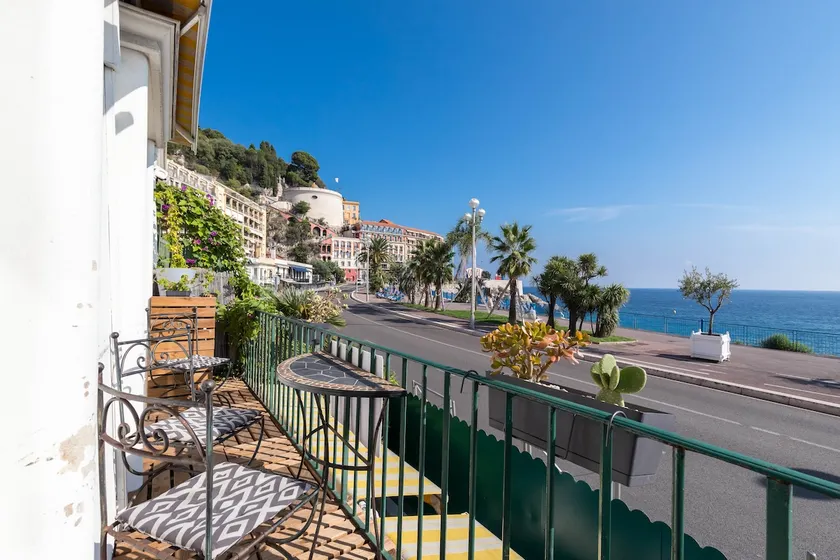 6 bedrooms seaview house, Old Town - Image 1