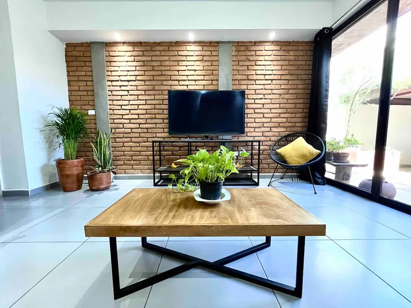 Magnificent apartment, well-lit, excellent location! A/C - Image 1