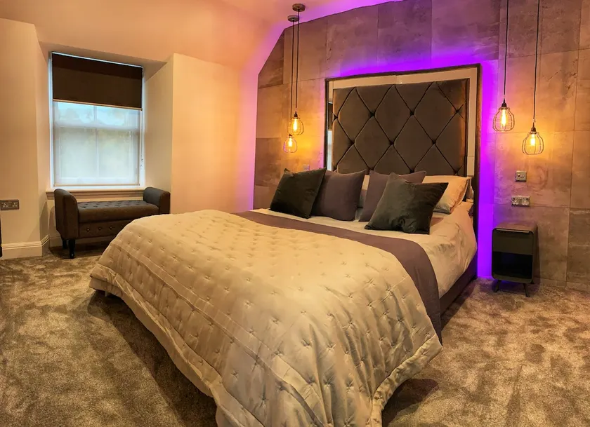 Luxury 4-bedroom house in the heart of Killin - Image 1