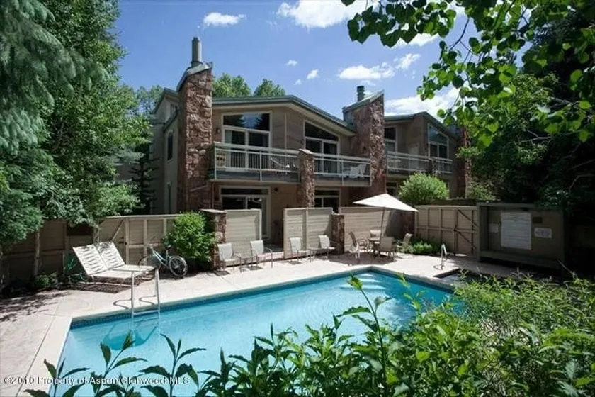 Unobstructed Mtn Views. Expansive Aspen Core Condo - Image 1
