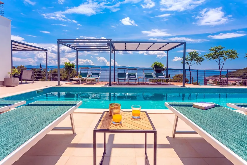 Villa Lemona - heated in and outdoor Pool,Jacuzzi - Image 1