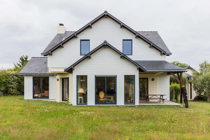 Quiet house between sea and salt marshes - Image 1