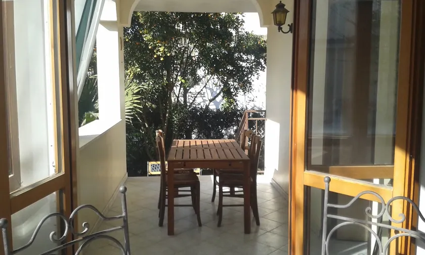 green villa - Image 1