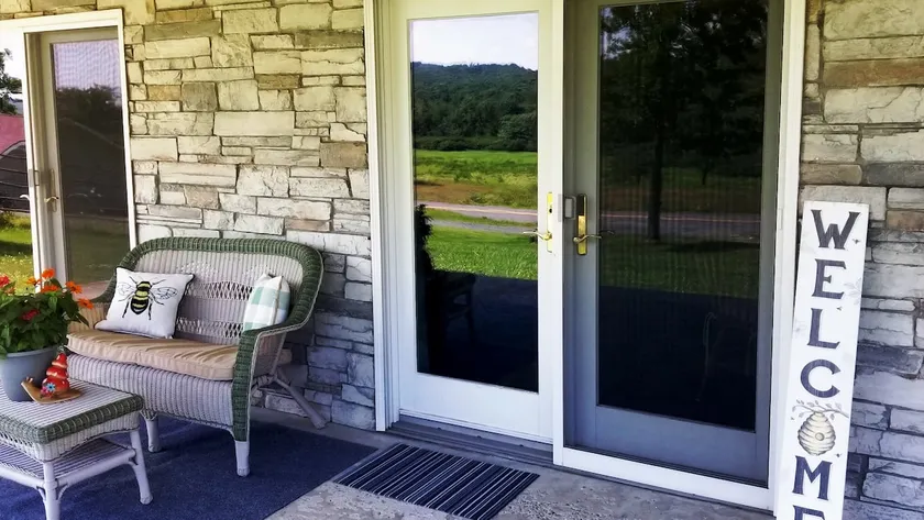 1-Bedroom near Deep Creek Lake with Mountain View - Image 1
