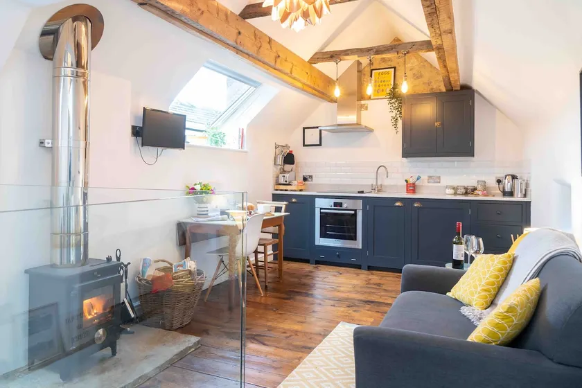 The Perfect Romantic Bolthole - Image 1