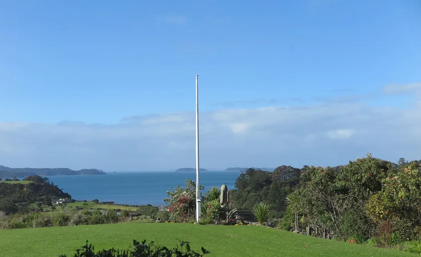 Peaceful spaces & beautiful views at Kaka Lodge. - Image 1