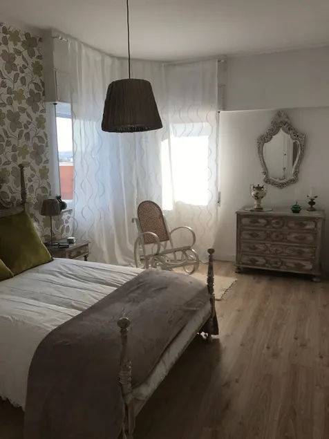 Vintage home in the heart of South Lisbon - Image 1