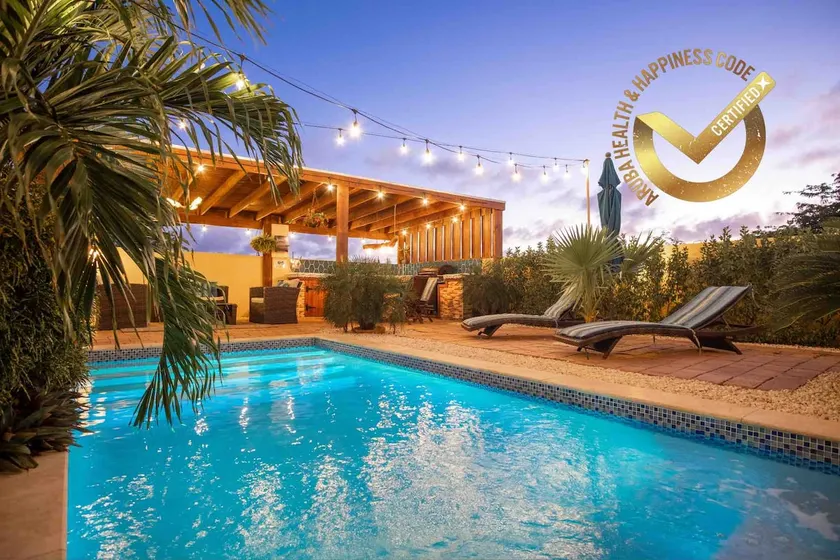 Villa Mar: Charming 1 BR with Pool - Image 1