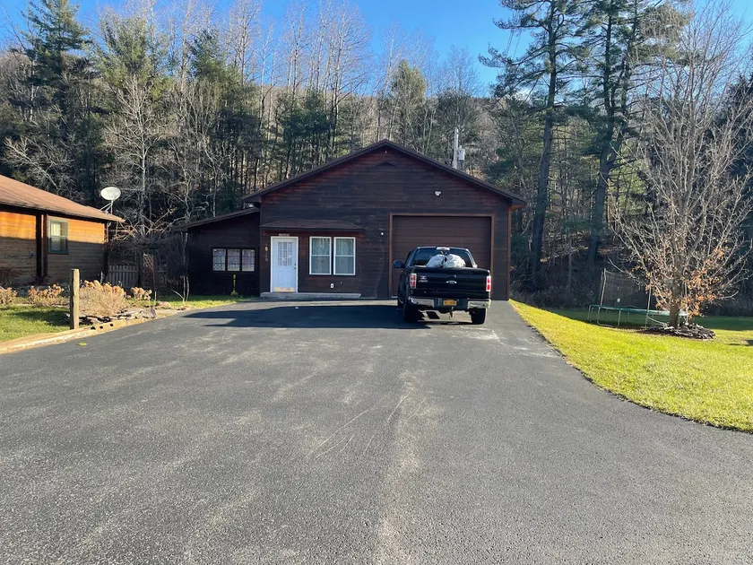 Little Bear Cottage - Image 1
