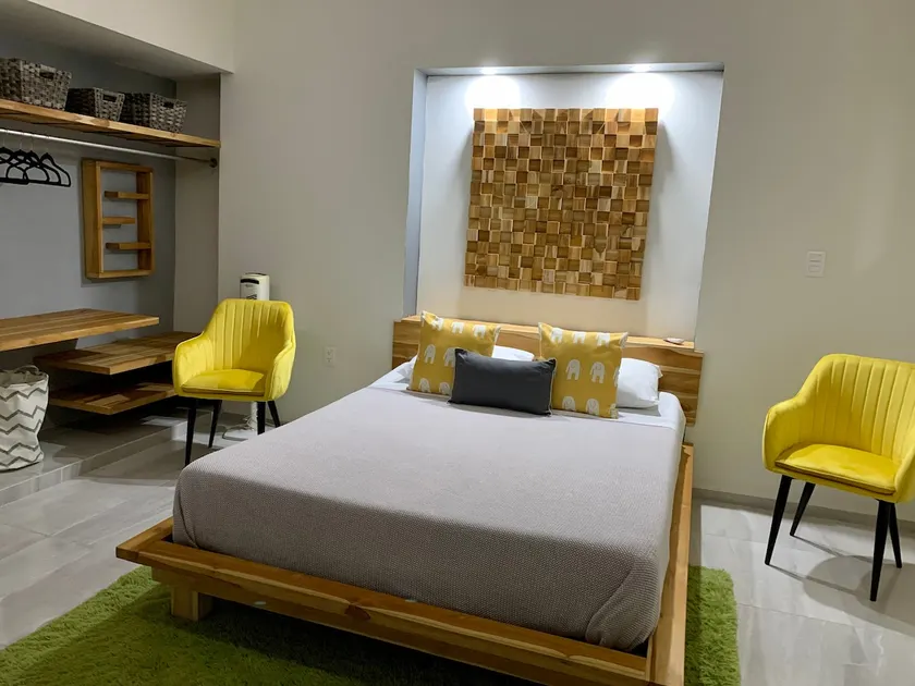 Cozy suite with separate entrance, AC, Wi-Fi - Image 1