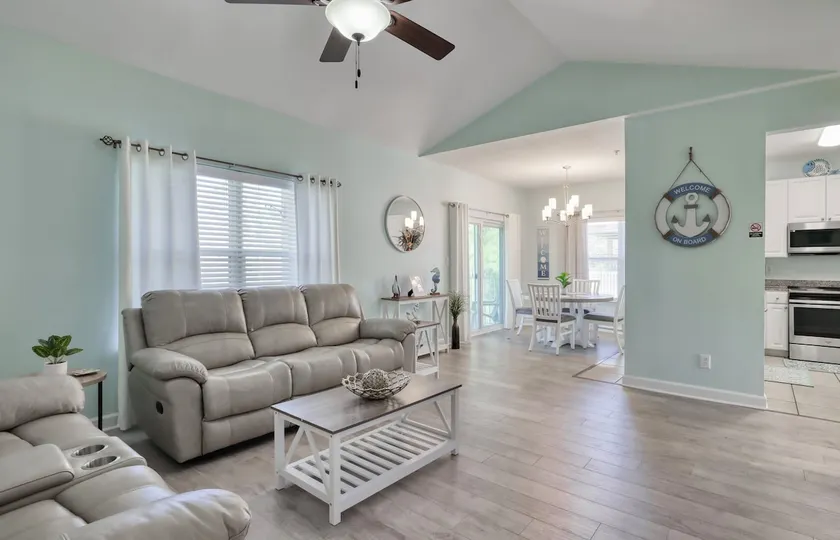 Coastal Beach Vacation in Gulf Shores! - Image 1