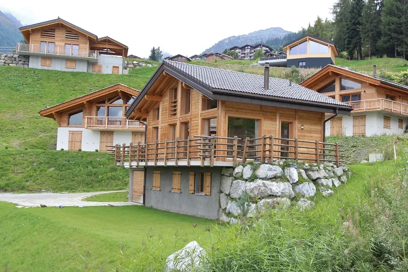 Chalet in La Tzoumaz near Ski Slopes - Image 1