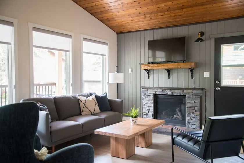 #118 - Two Bedroom Chalet - Image 1