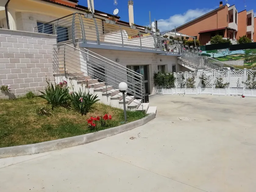 Sole Mare APARTMENT - Image 1