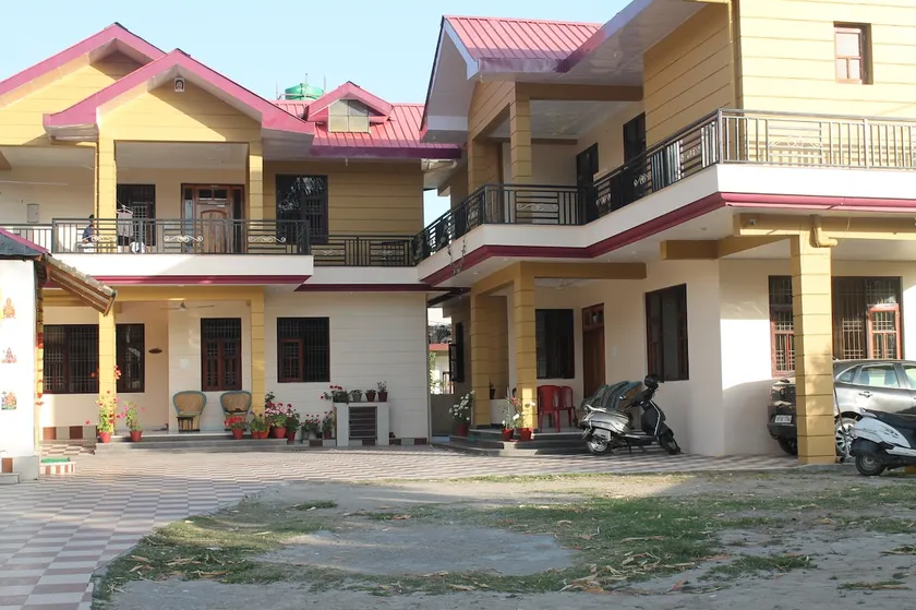 RANA HOUSE - Image 1