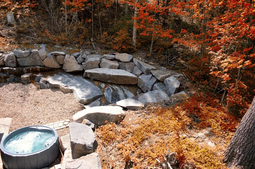Hot Tub Under the Stars in Wakefield - Image 1