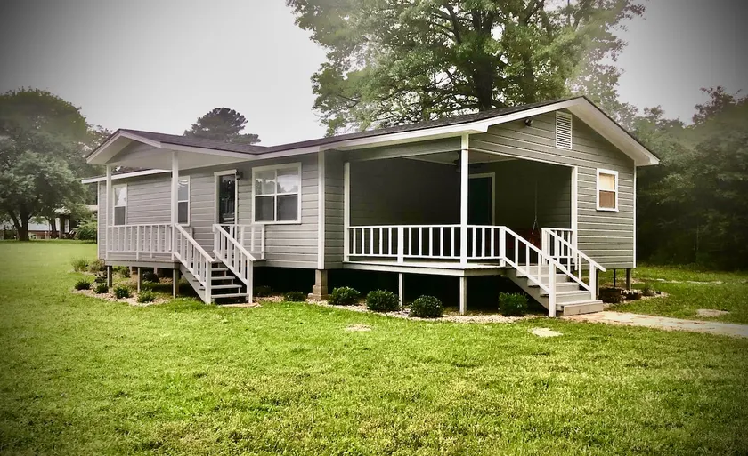 Toledo Bend Lake House Six Mile - Image 1