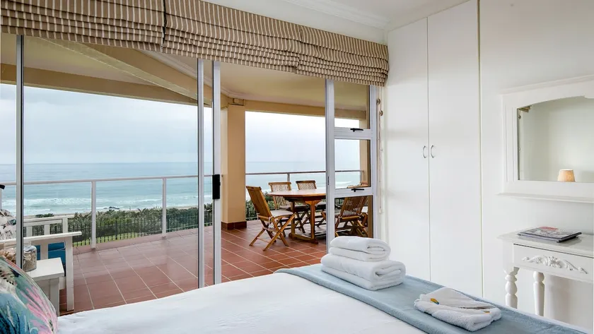 33 La Mer- Incredibly spectacular sea & beach view - Image 1