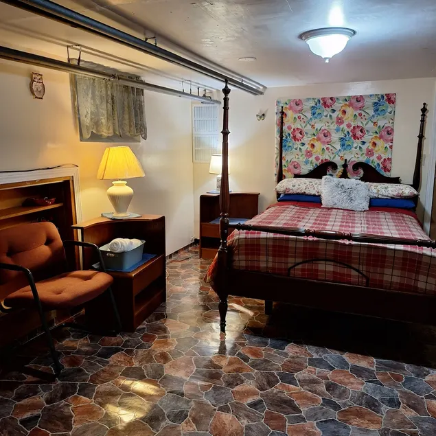 Spacious and cozy - Image 1