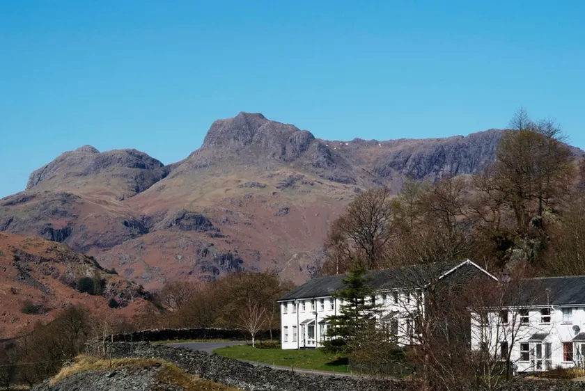 Underthrang, Chapel Stile - Image 1