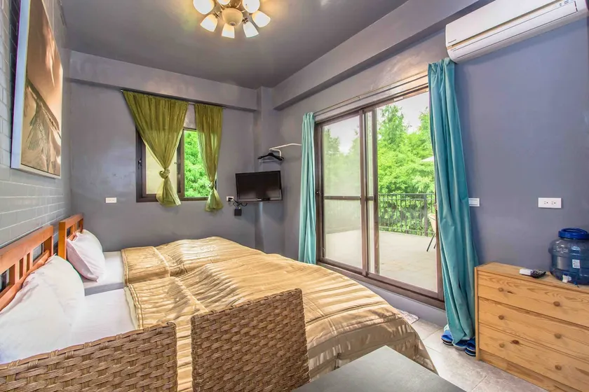 Yilan Luoyusong 2-4 person suite with large terrace and view window, near Yilan University, Yushan City, Jinche Winery, Taiping Mountain - Image 1