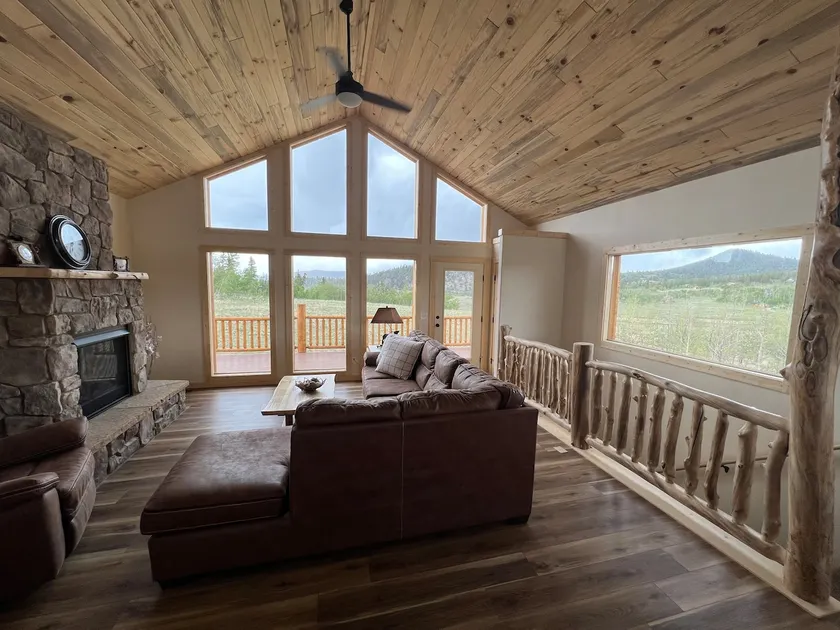 Brand New 4-bedroom cabin/stunning views/HOT TUB! - Image 1