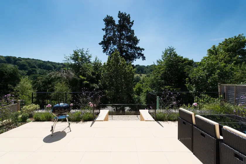 Superb Cotswold Honeycomb House - Image 1