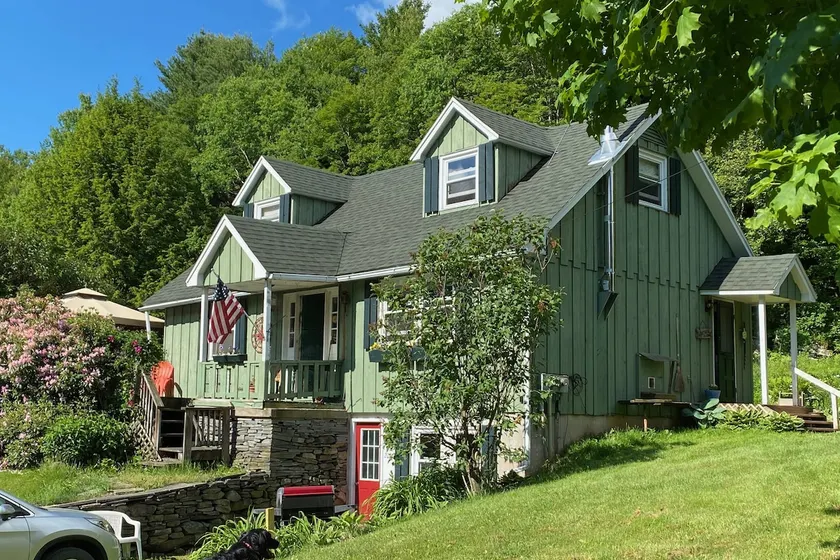 Windswept Cottage close to skiing & wedding venues - Image 1