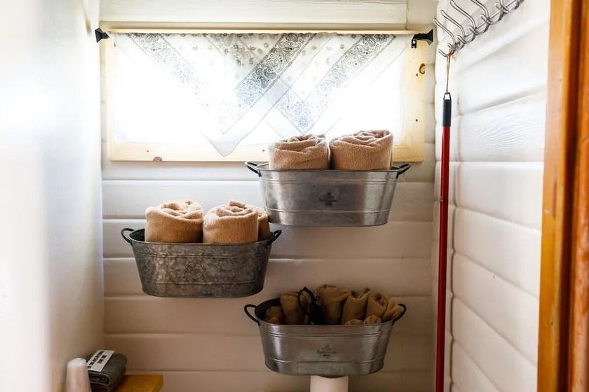 Pisces (2 Bunks) Cabin - Image 1
