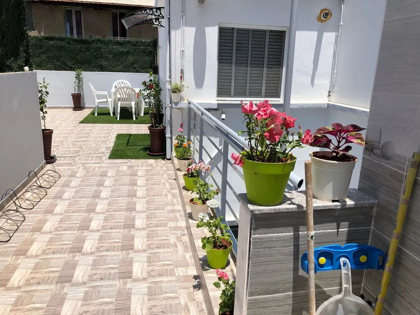 Studio on Rue Mirochaux, Oran Center - Image 1