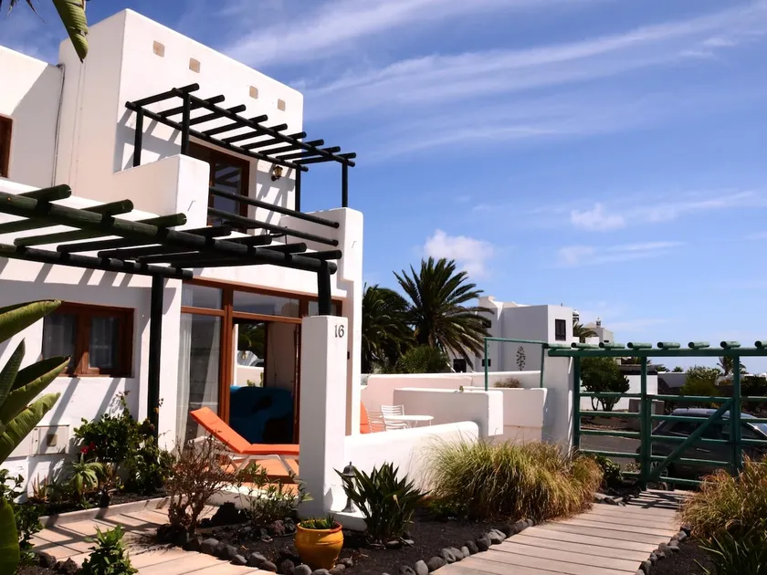 Duplex B16 in a quiet complex with pool 150 m from the sea - Image 1