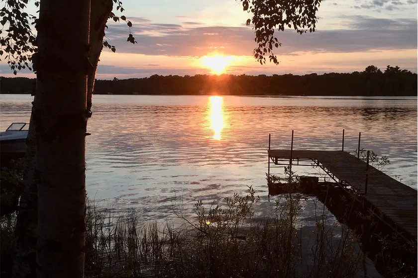 Hank's Garden Lake Resort - Image 1