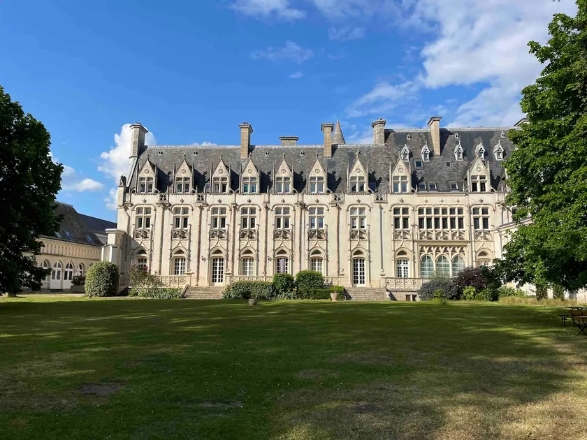 Casa con vista sullo Château des Hautes Montées - Image 1