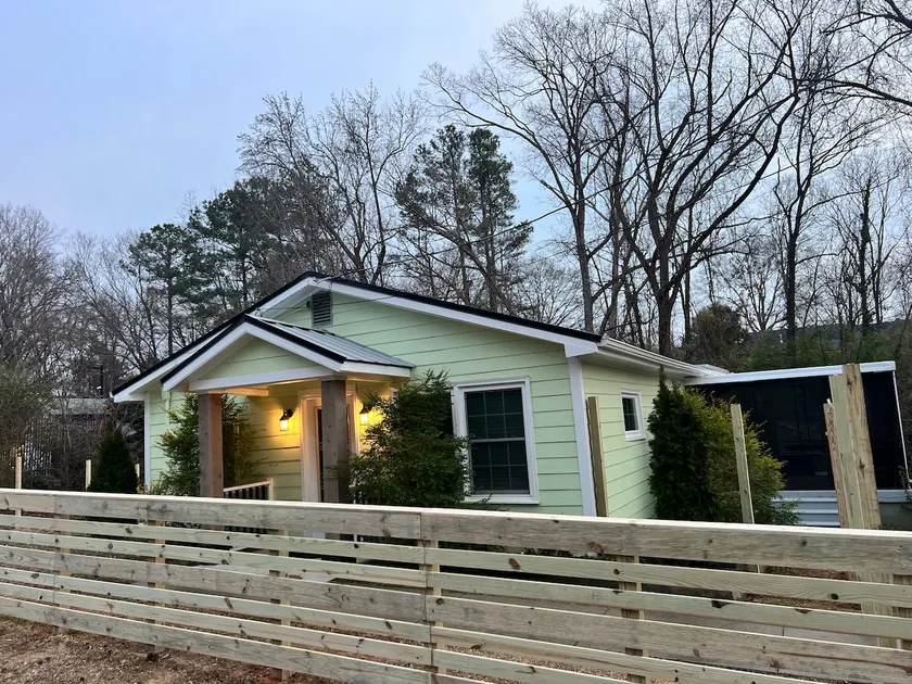 Downtown house at Historic Downtown Apex - Image 1