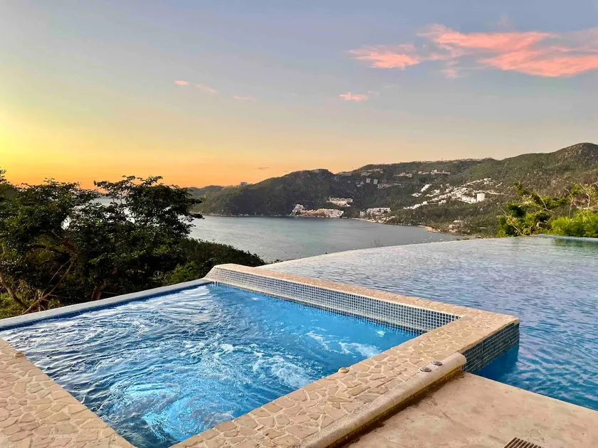 Villa Bonita, Real Diamond - Image 1