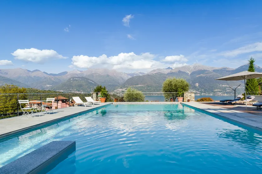 Comer See - herrlicher Seeblick, Tennisplatz, Pool, Balkon, Garage, WLAN - Image 1