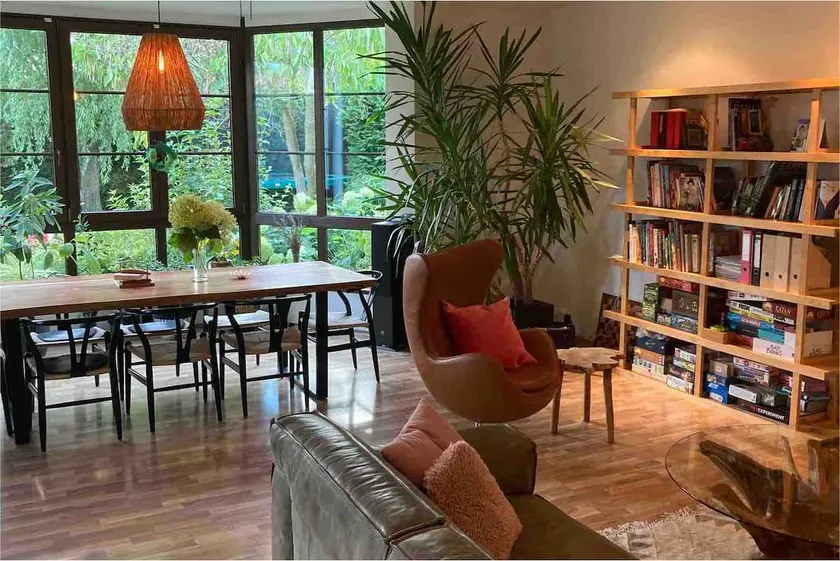 Spacious villa with an outdoor pool in Černošice - Image 1