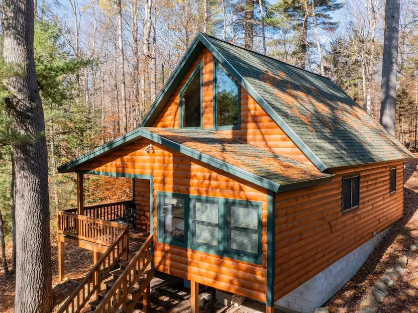 Big Pines Lakefront Cabin - Image 1