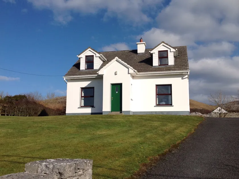 Country Cottages - Image 1