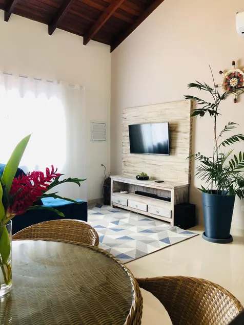 Beautiful apartment in the center of Juquehy, 150 meters from the beach - Image 1