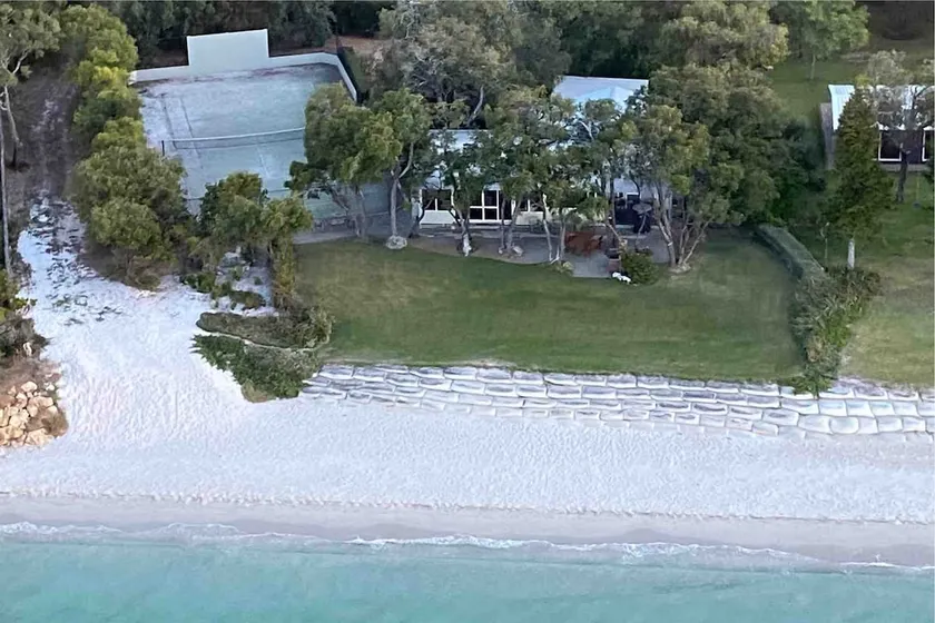 Sea'esta Sands - Absolute Beachfront Property - Image 1