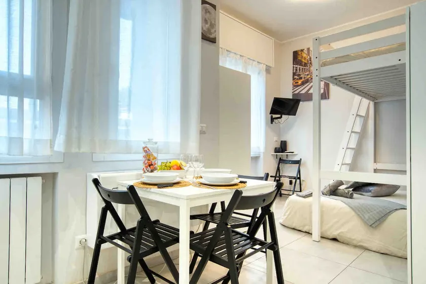 Monfalcone Milano - Image 1