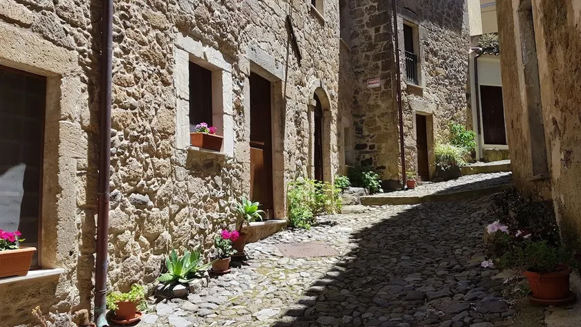 Nice Apartment in Cuglieri With Wifi and 2 Bedrooms - Image 1