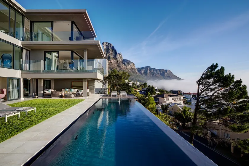 Horizon 5 - Camps Bay - Image 1