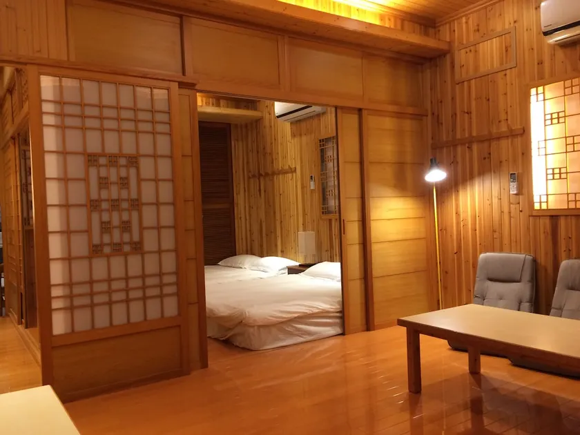 RR Jiaoxi Hot Spring Homestay Tangwei near Jiaoxi Train Station Tangweigou Jiaoxi Transfer Station - Image 1