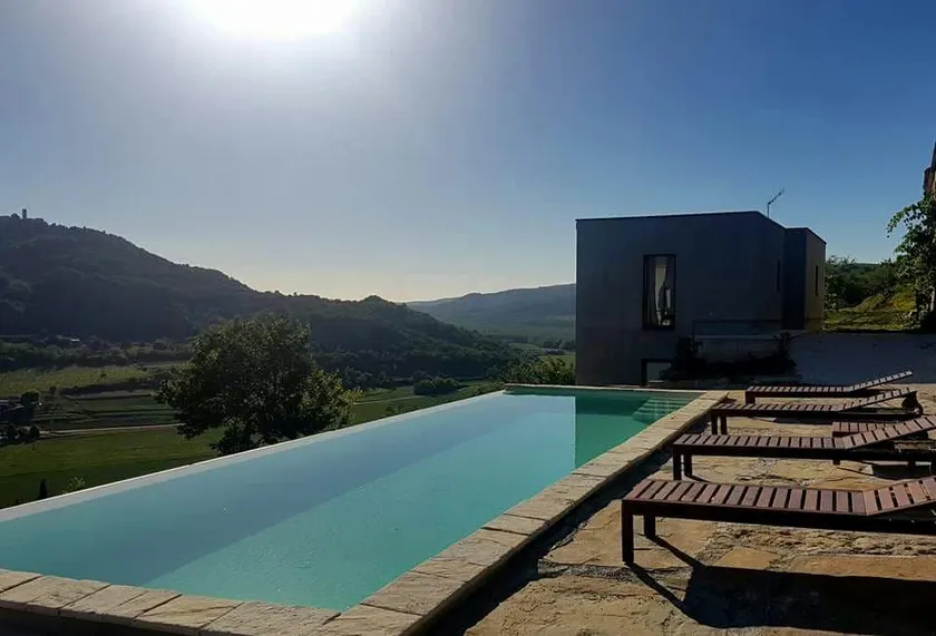 Villa Majestic Eye with infinity Pool - Image 1