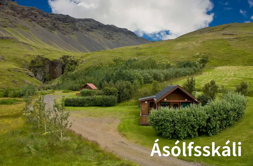 Axis Cottage Cabin - Image 1