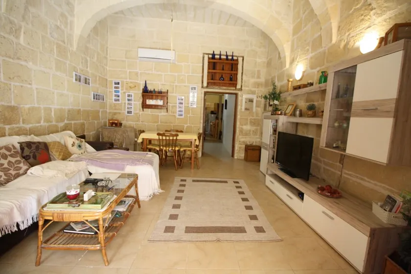 Historical refurbished Apartment in Cottonera - Image 1